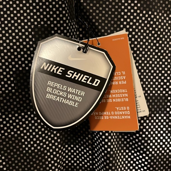 NWT Nike Storm-Fit 5 Nike Shield Reflective Windproof Waterproof Jacket XS - Picture 5 of 16
